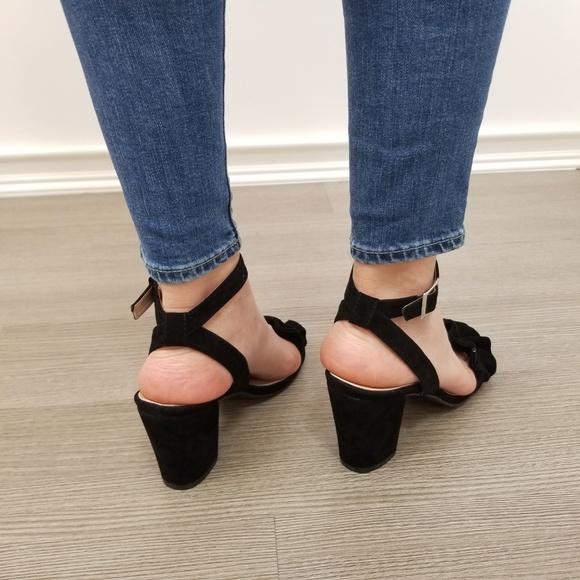 Suede Black Chunky Heel Open Ruffle Toe Sandal-ee - Picture 6 of 8